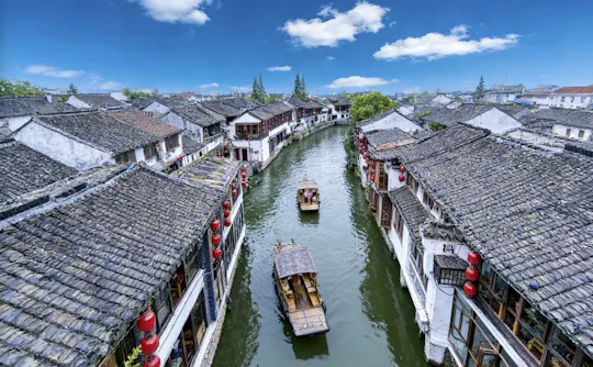 Shanghai city and Zhujiajiao water town private tour with lunch
