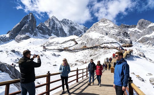 Passeio de um dia de luxo em Lijiang, Montanha de Neve do Dragão de Jade e show de impressões