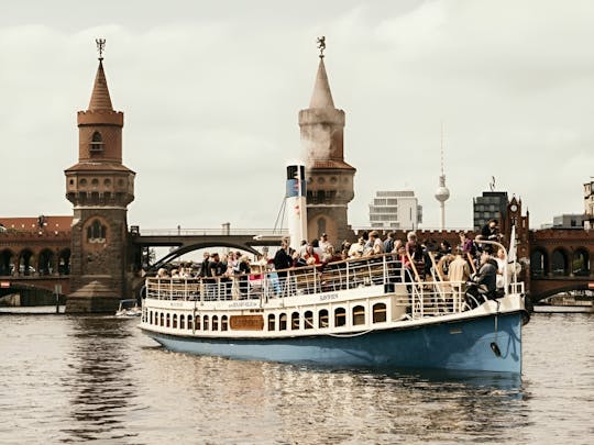 Berlin nightlife history from Wall to art and clubs river cruise