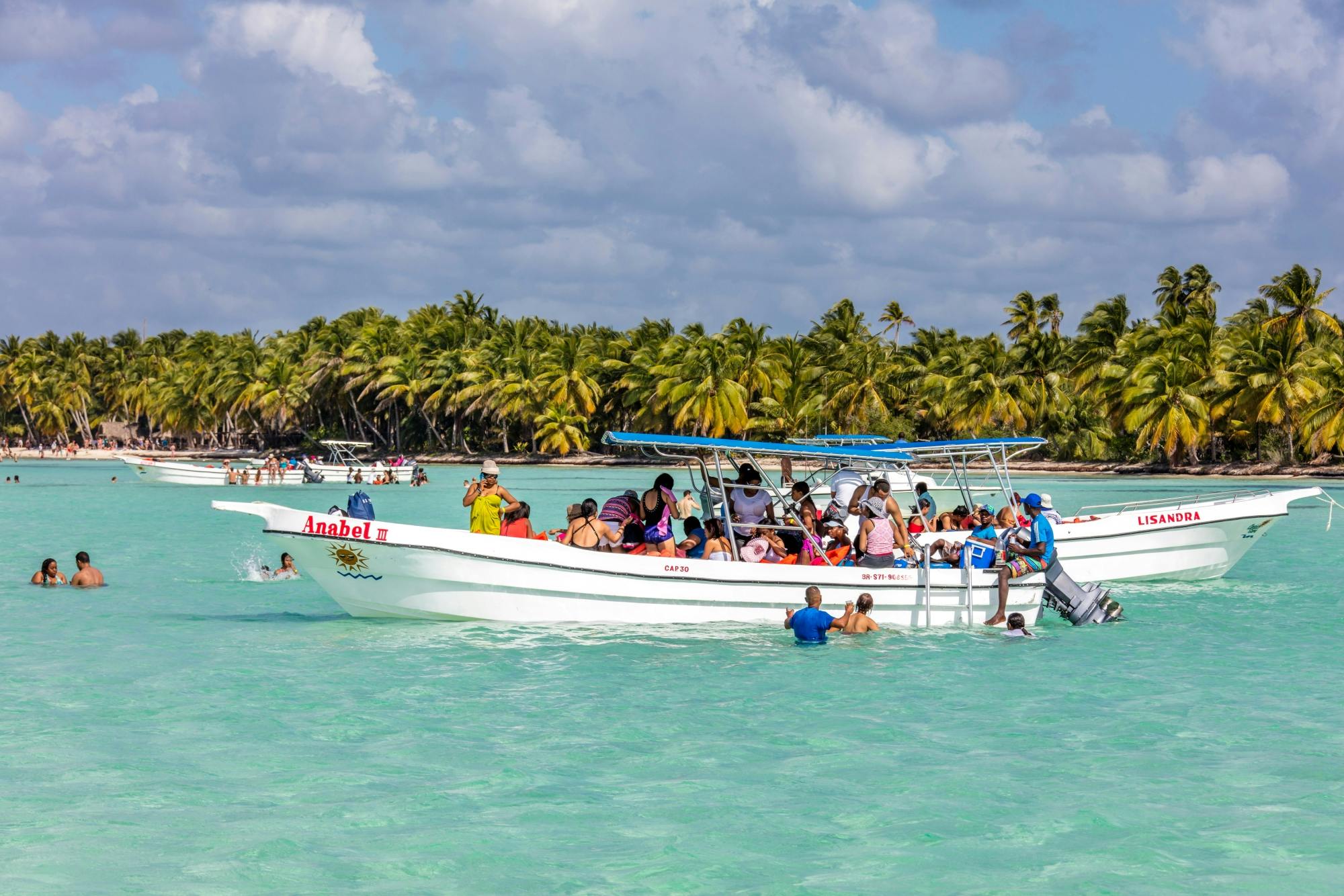 Full-day tour in Mano Juan village