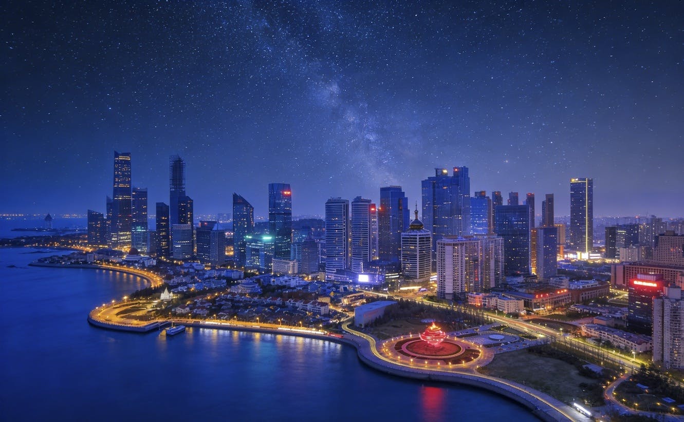 4-hour night tour of Qingdao with private driver and guide
