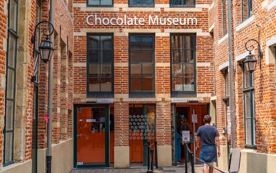Pass to Brussels Choco-Story, Belgian Beer World, and bus tour