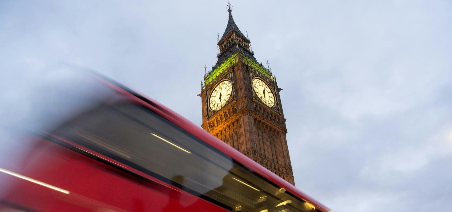 Art and culture walk of London with a local