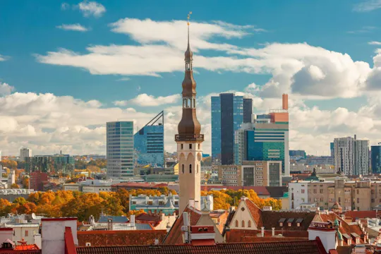Introductory walking tour of Tallinn with a local guide