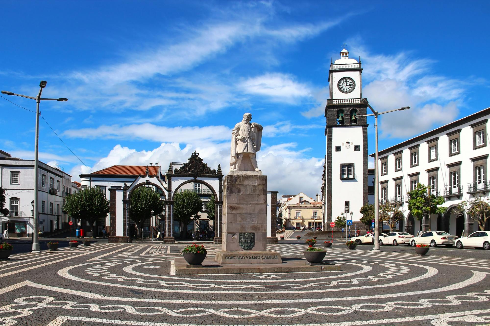 Ponta Delgada landmarks and history by tourist train