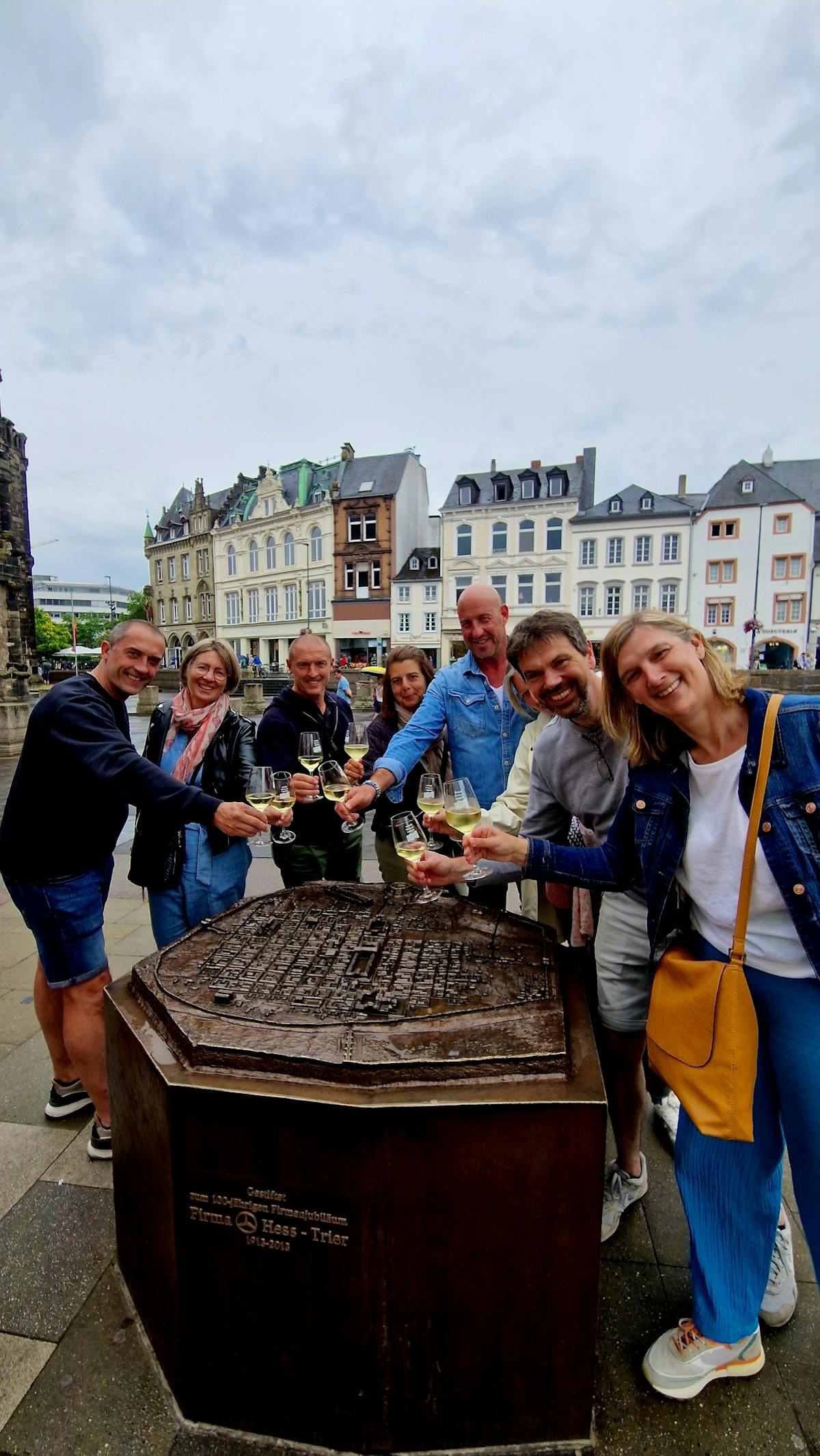 Rondleiding met wijnproeverij in het historische centrum vanaf Trier in het Engels