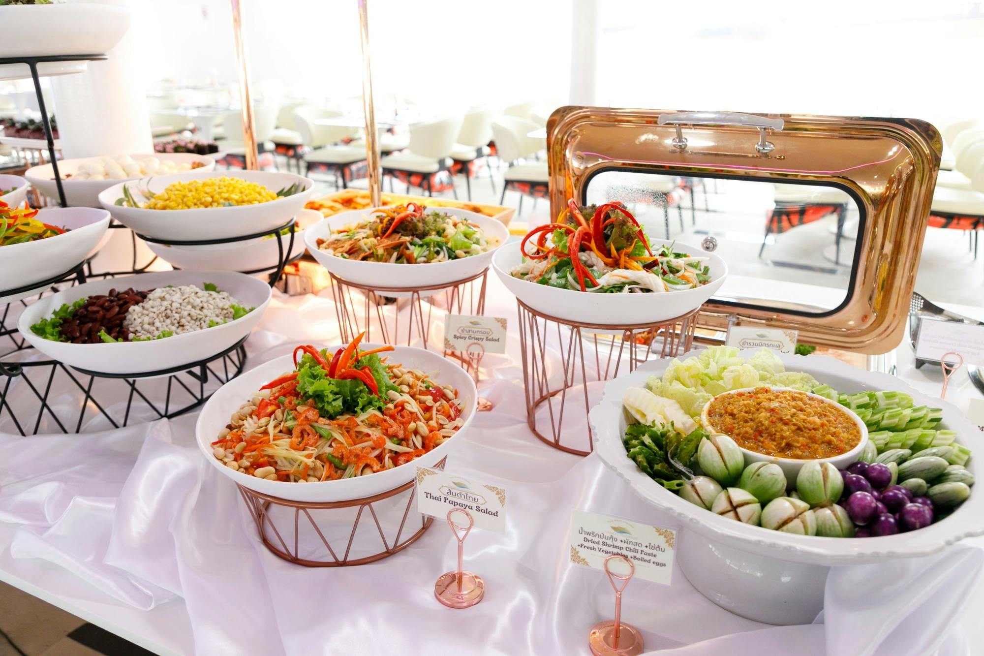 Bangkok by night with dinner cruise on the Chao Phraya River