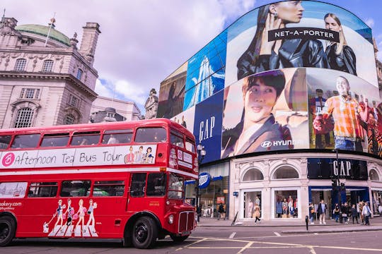 Bustour durch London mit Nachmittagstee