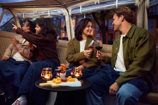 Amsterdam evening candle light cruise with optional wine and cheese