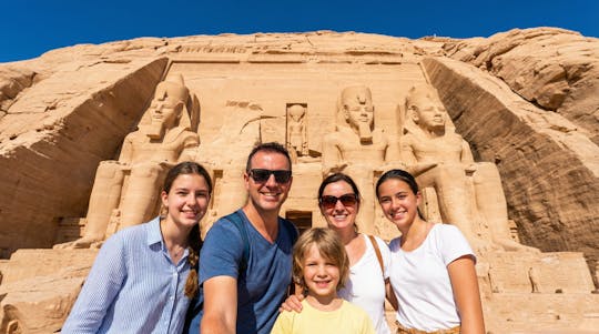 Guided Tour of Abu Simbel Temples from Aswan with Nubian Lunch