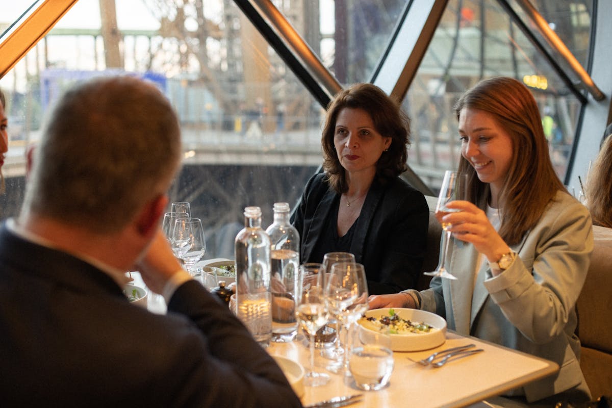 Rondleiding met audiogids door de Eiffeltoren, inclusief lunch