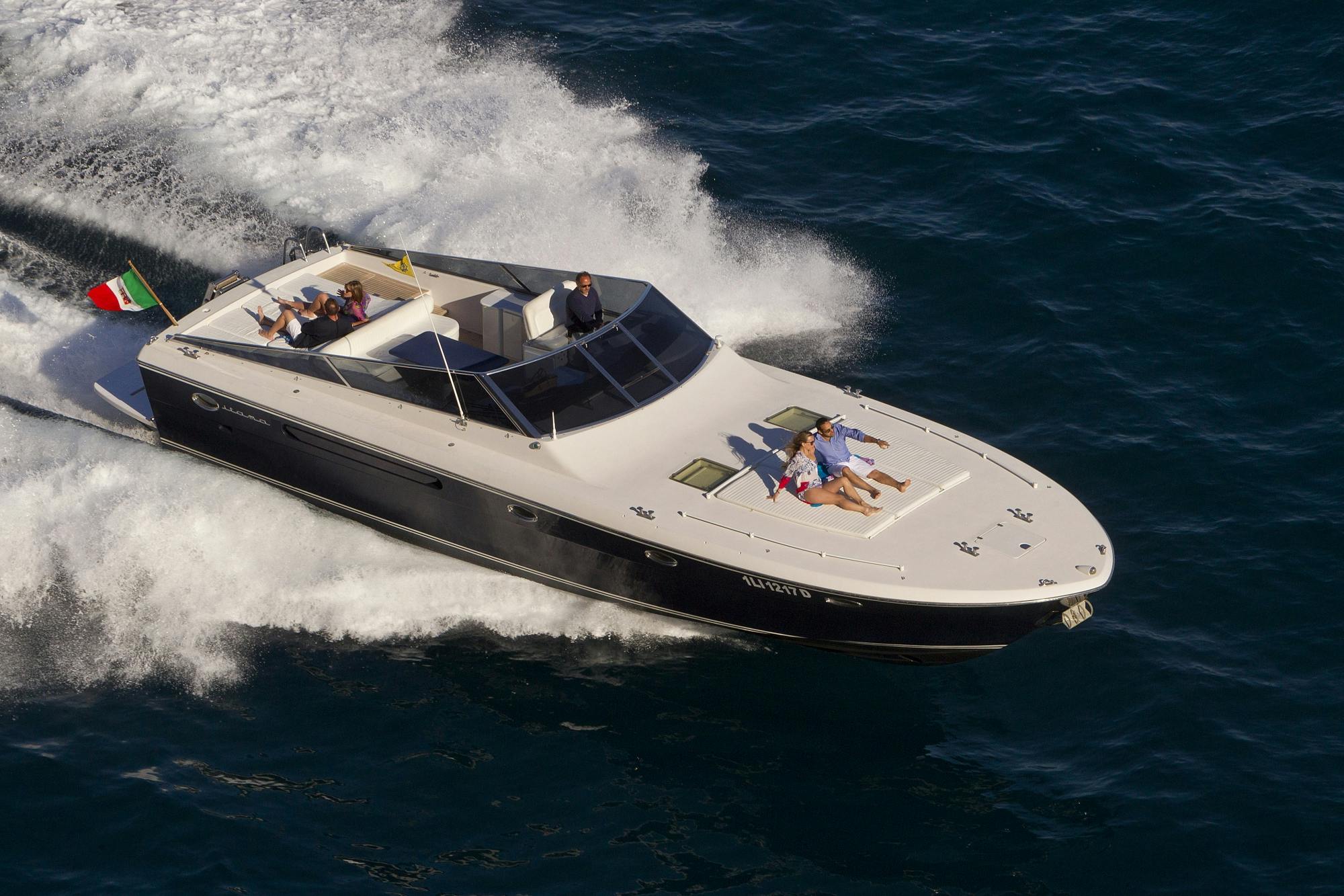 Private Capri and Amalfi Coast boat tour from Sorrento