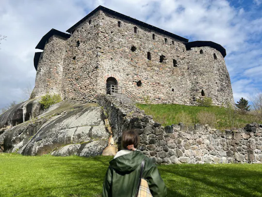 Explore Raasepori Castle ruins and Ekenäs Old Town with pizza tasting