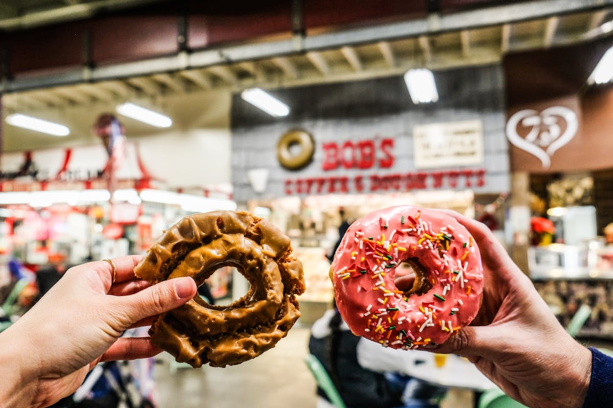 Los Angeles doughnut walking tour