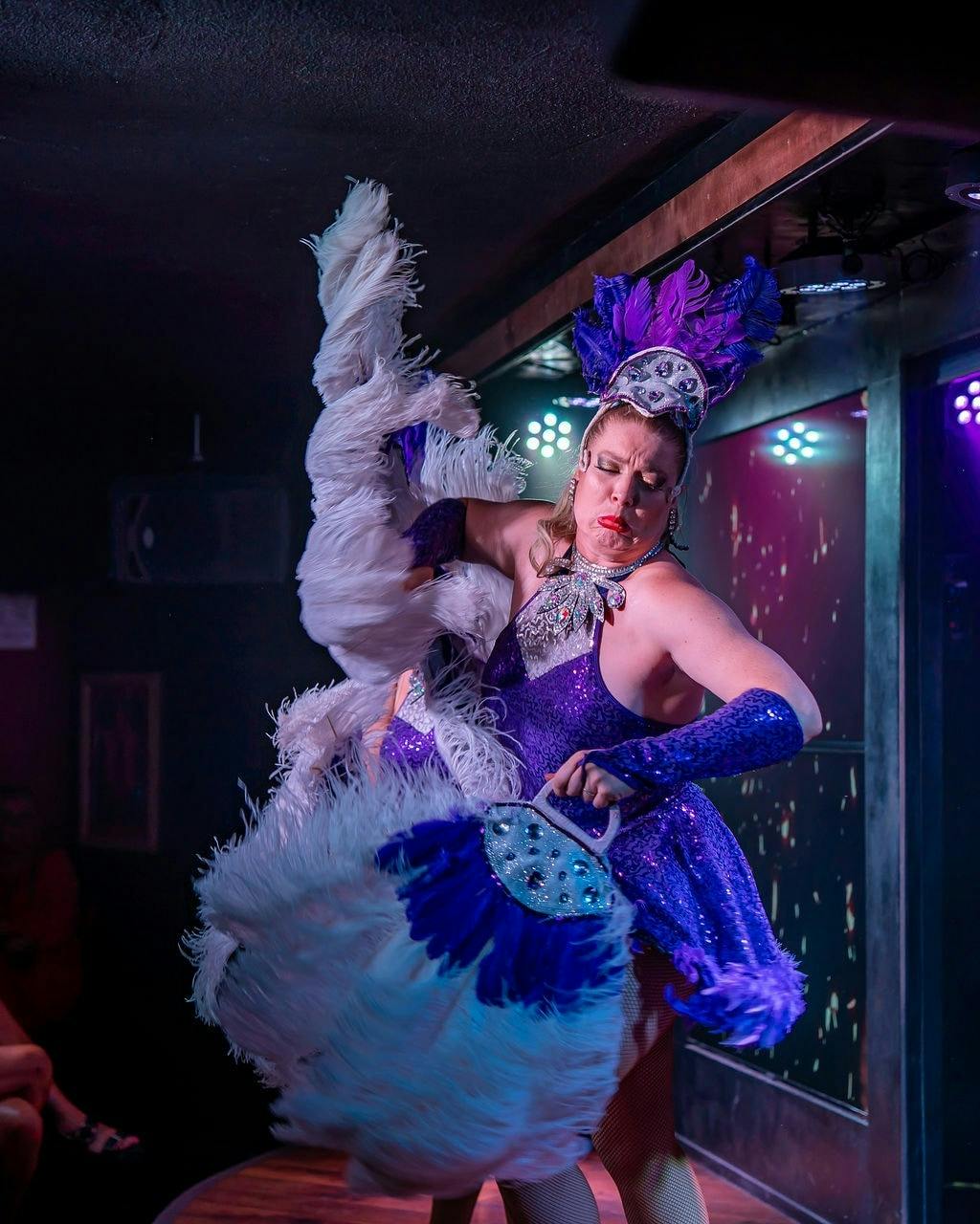 Music Hall Tavern with Transfer