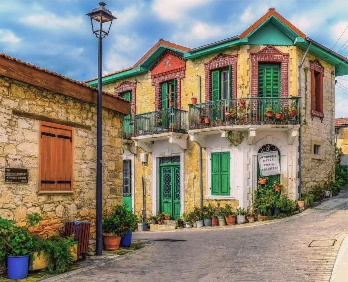 Omodos village tour with nature walk and wine tasting