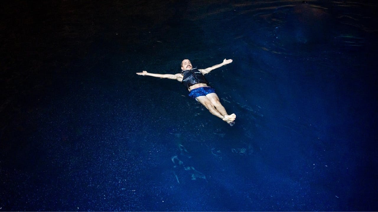 Full-day Chichen Itza visit with cooking demo and cenote swim