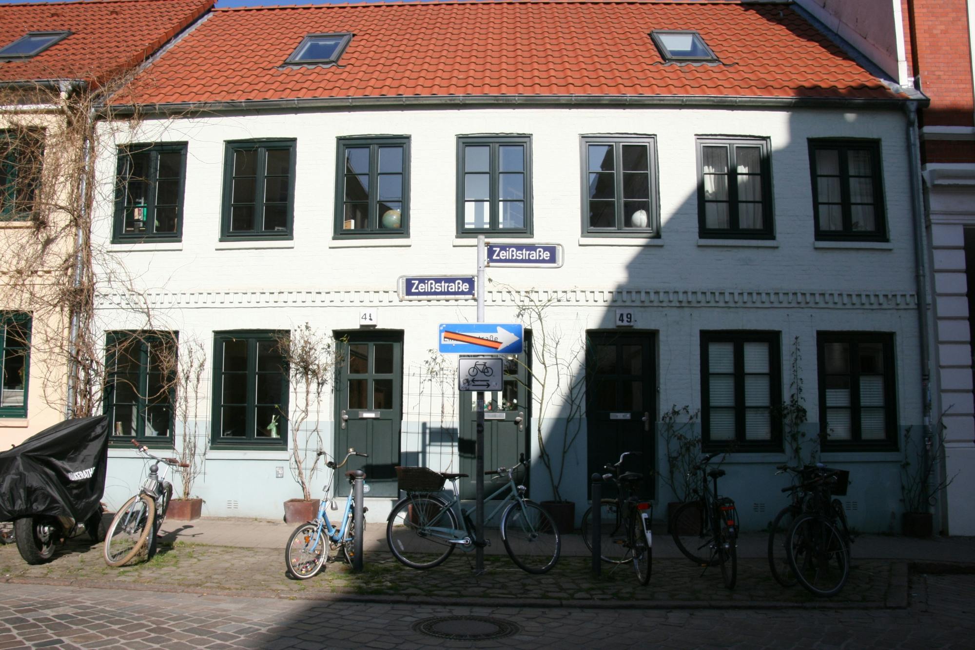 Guided tour through Hamburg's district Ottensen