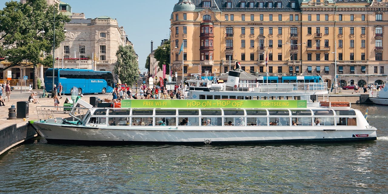 24-Stunden Hop-On/Hop-Off-Sightseeing-Bootstour