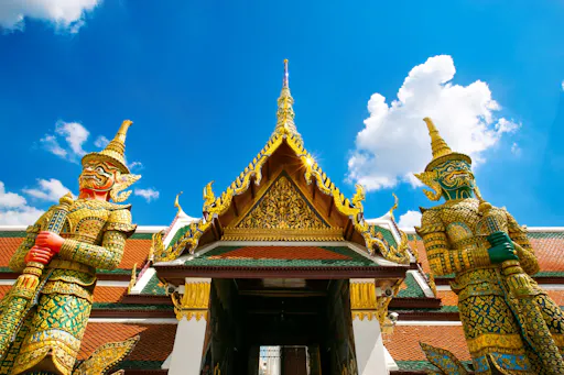 Bangkok Canal, temples and Grand Palace tour