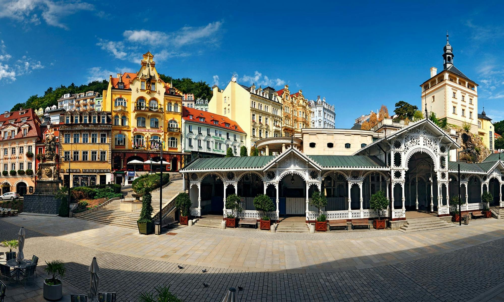 Excursión guiada de un día a la ciudad balneario de Karlovy Vary desde Praga