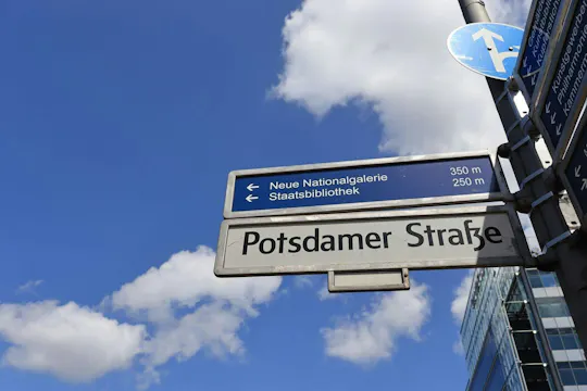 Audio tour of Potsdamer Platz's architecture in Berlin
