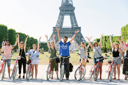 Visita guiada en bicicleta por los lugares más destacados de París