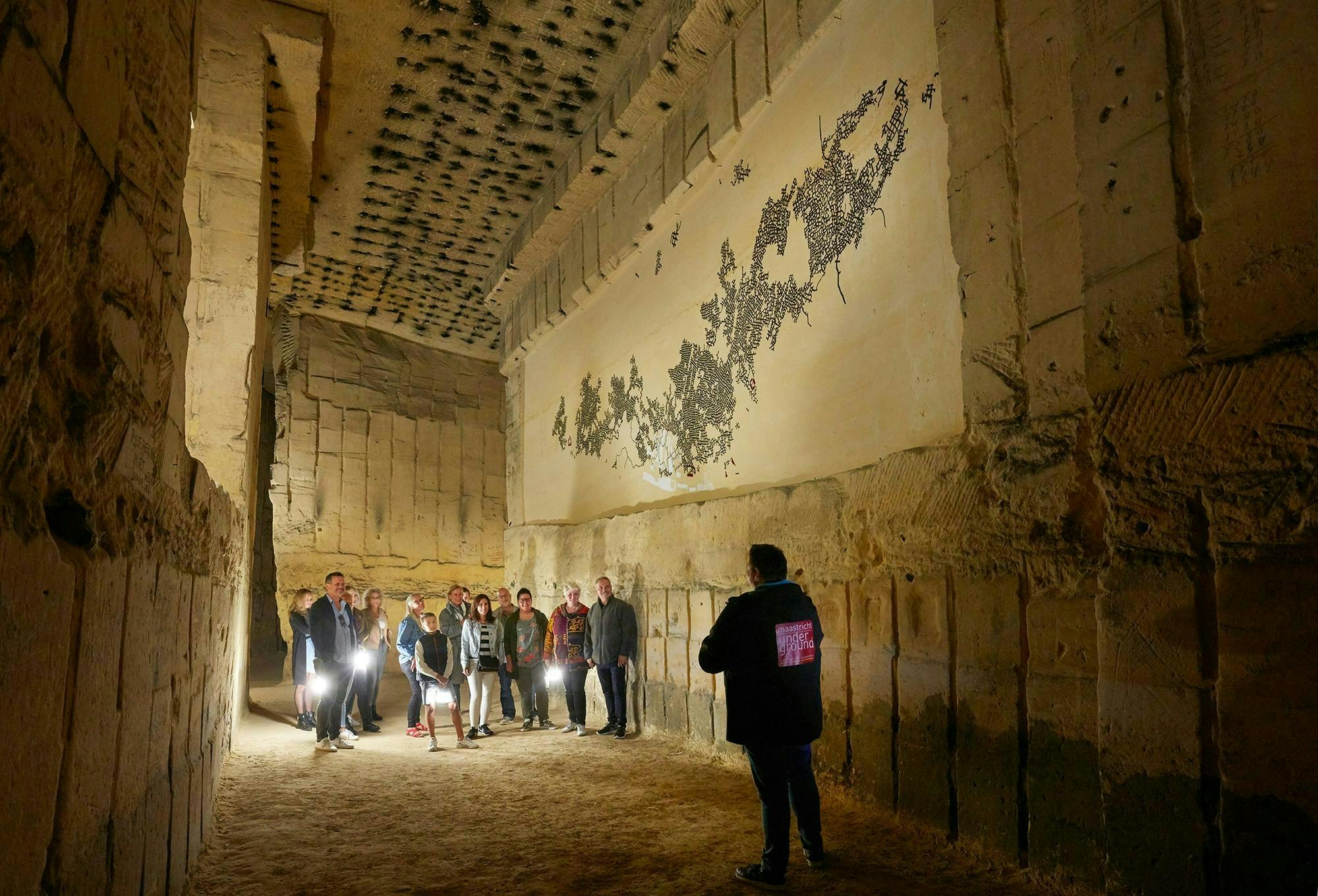 Führung durch die historischen Zonneberg-Höhlen in Maastricht