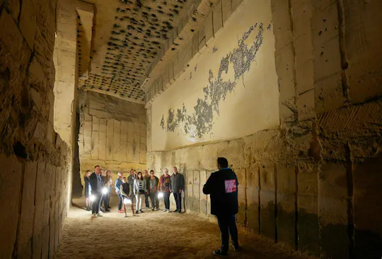 Rondleiding door de historische Zonneberggrotten in Maastricht