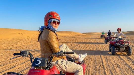 Safari mattutino in quad con degustazione di tè beduino a Marsa Alam