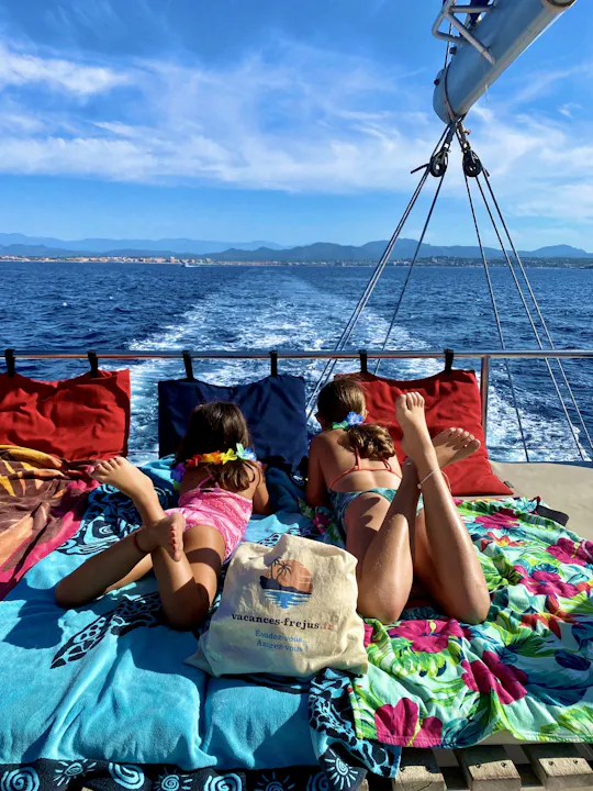 Ilha de Portitxol Passeio de catamarã de 5 horas a partir de Denia com almoço