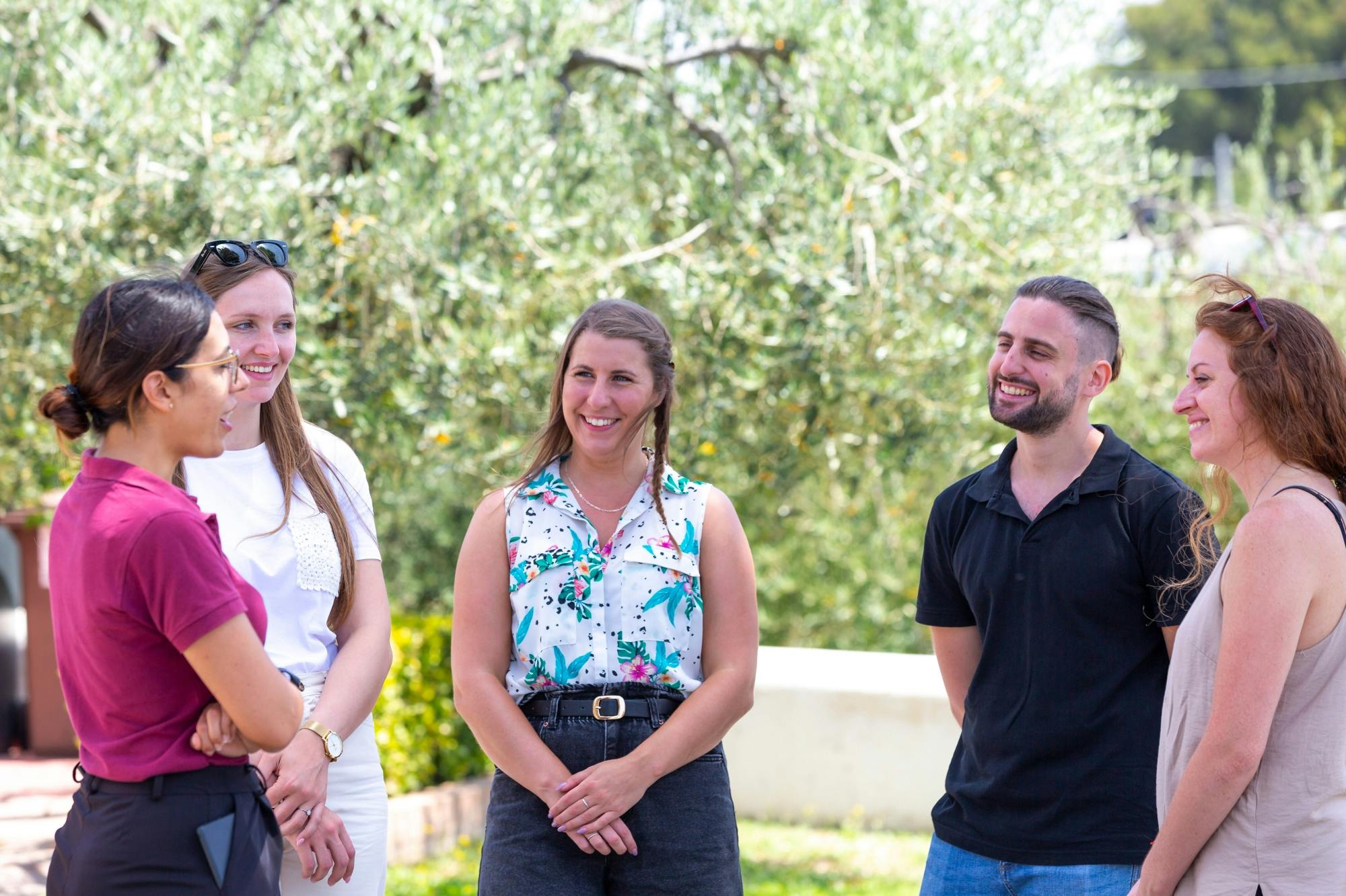 Mount Vesuvius crater tour with authentic lunch at a vineyard