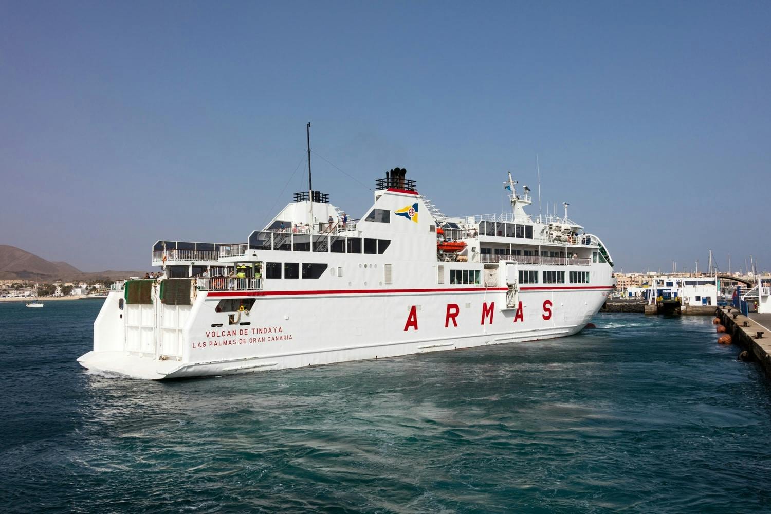 One-way ferry ticket with Naviera Armas to Lanzarote