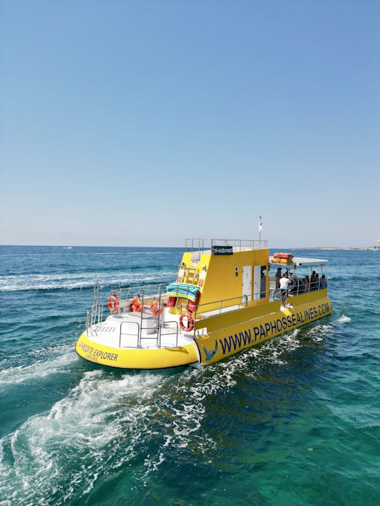 Crociera a nuoto in Yellow Submarine con bevande illimitate da Larnaca - 