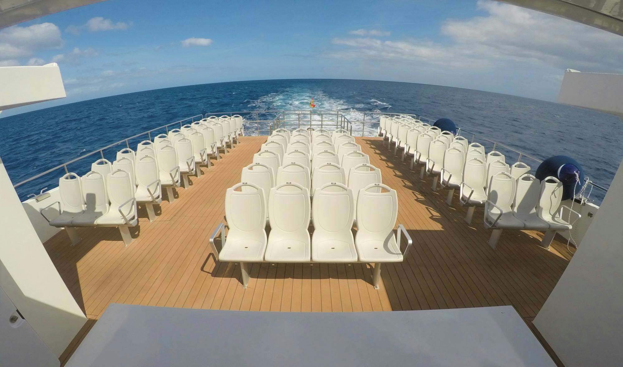 One-way ferry ticket with Lineas Romero to Lanzarote