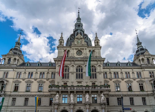 Private exploration of Zürich's cultural heritage
