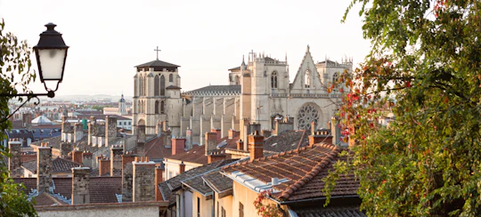 Old Lyon District and Saint-Jean cathedral 3-hour private tour