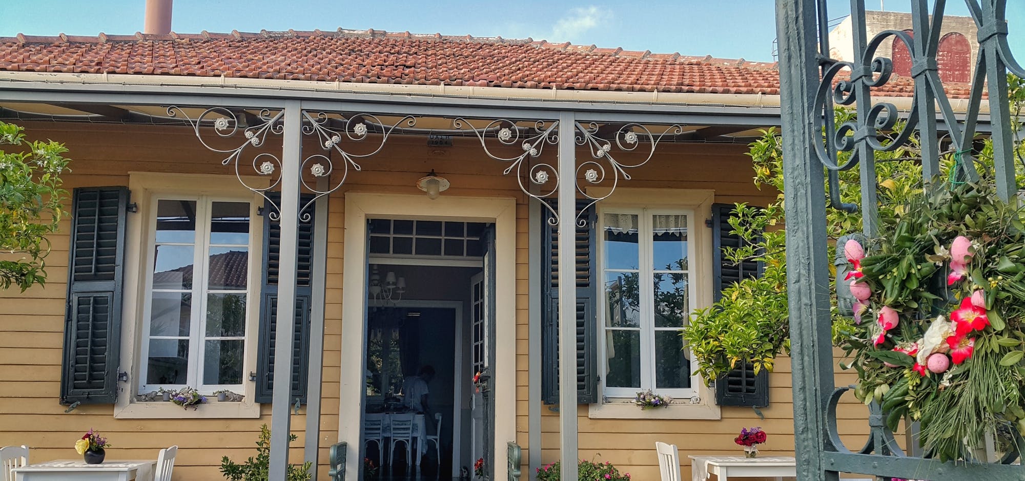 En Kefallinia organic farm and restaurant visit