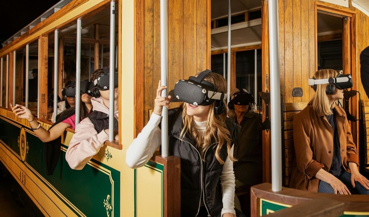 Cologne virtual reality experience through post-war history