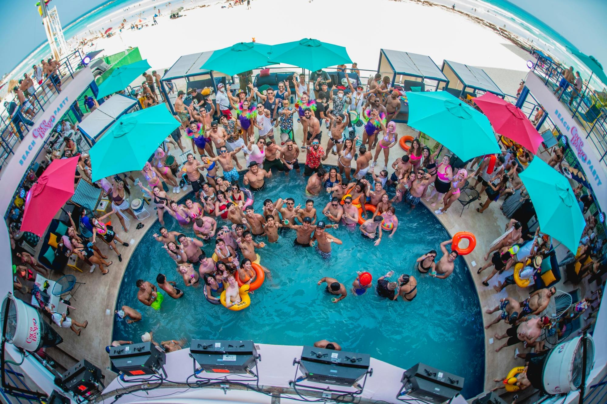 Coco Bongo beach party ticket in Cancun