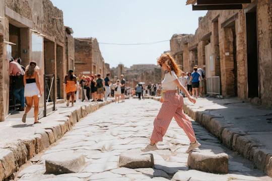 Skip‑the‑line Pompeii tour with an archaeologist
