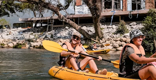 Blue Lagoon 1, zipline and kayaking adventure in Vang Vieng