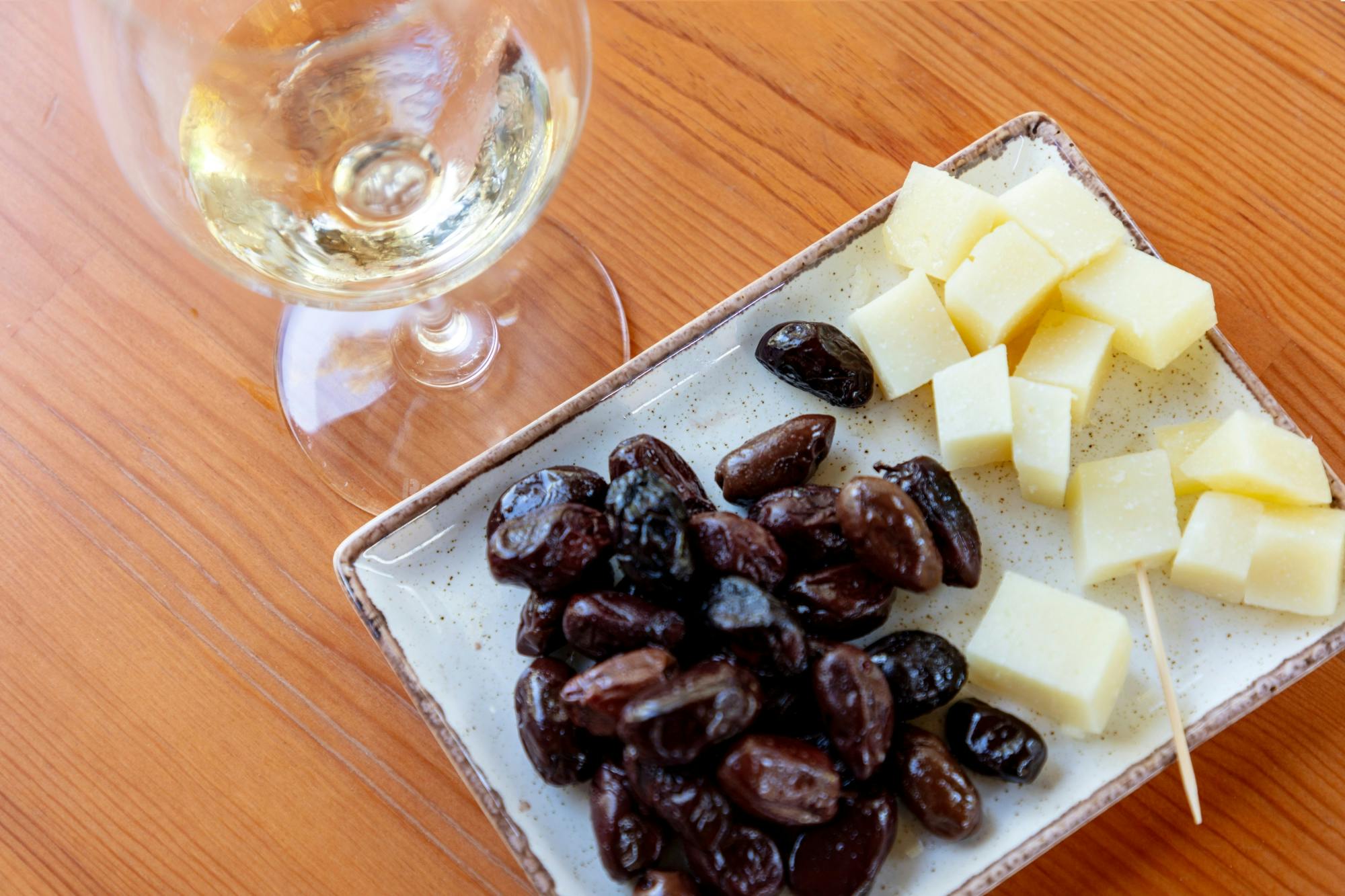 Wine and lunch platter at Ktima Akrani vineyard in Kos