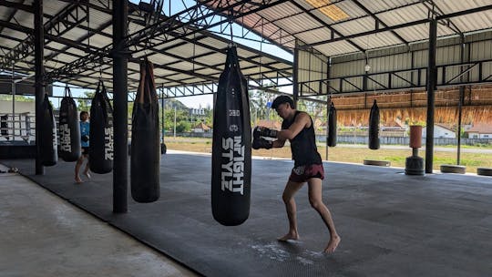 Sessão introdutória de Muay Thai para principiantes em Krabi