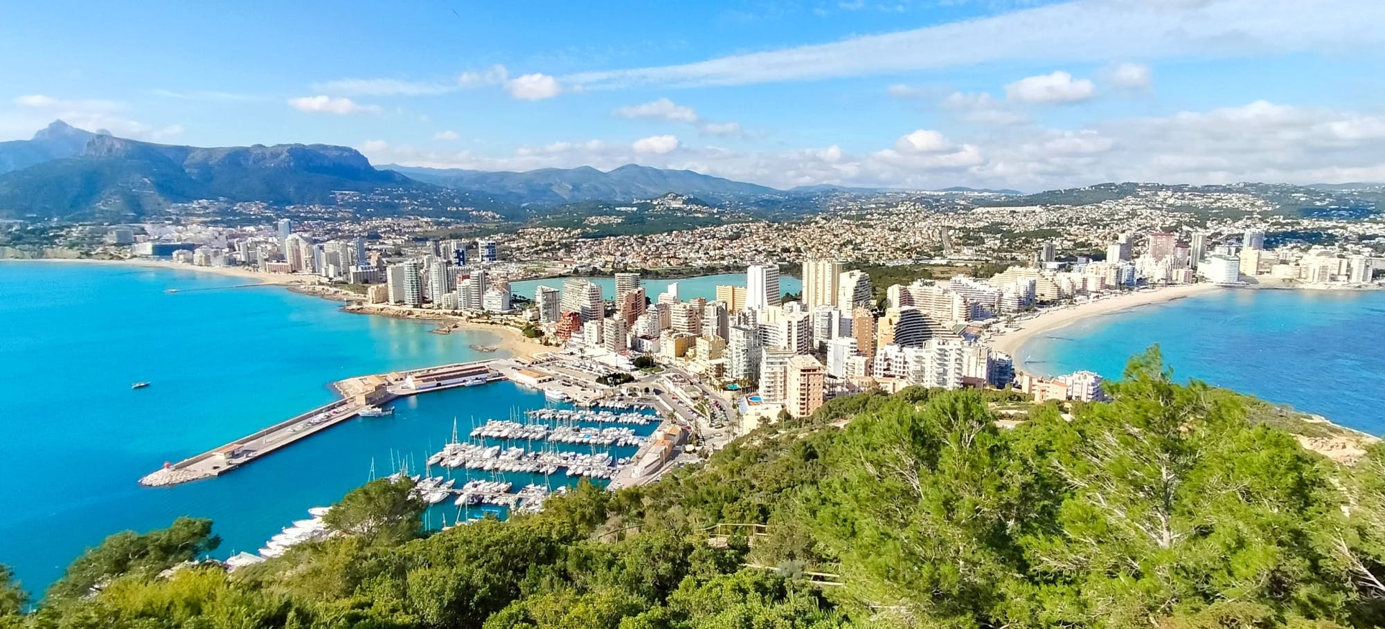 Excursion aux grottes des Crânes et visite de Calpe