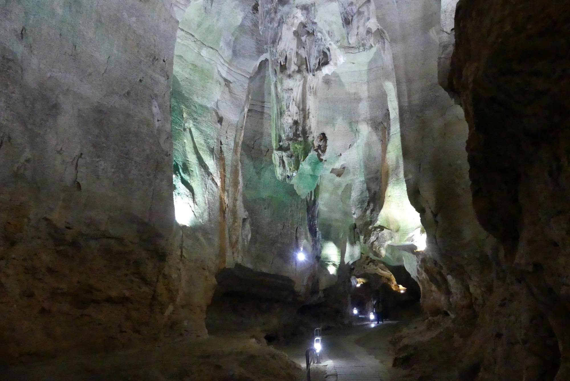 Calaveras Cave & Calpe Tour