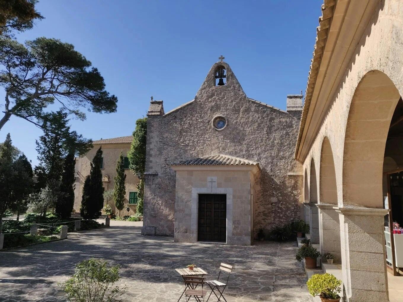 Driveando Majorca Charming Villages Tour