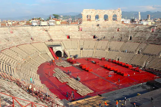 Biglietto skip-the-line per l'Arena di Verona con guida in lingua tedesca