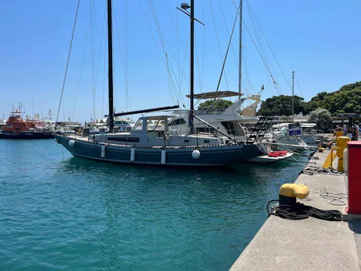 Rhodes bay to bay sailing cruise