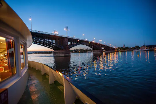 Lounge evening cruise from Mainz